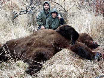 Kodiak-Bear-Huntingn-Guide-Greg-Acord